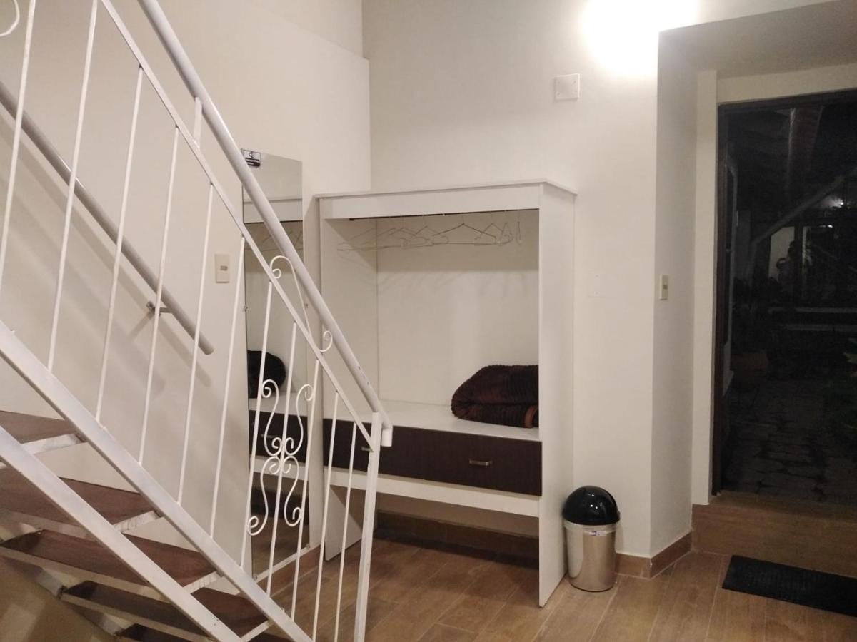 Hospedaje Ajayu Сукре Экстерьер фото